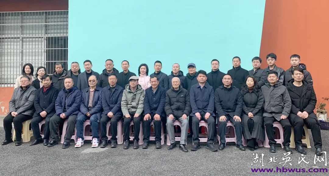 《雁帛寸心——王遐舉王軼猛王慶云致吳克計(jì)三百札》首發(fā)式在監(jiān)利舉行