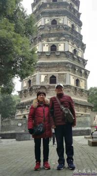 吳風(fēng)壽與老伴游蘇州