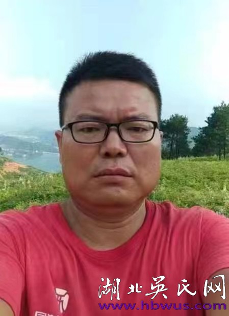 吳海泉與他的三個兒子 吳海泉與他的三個兒子