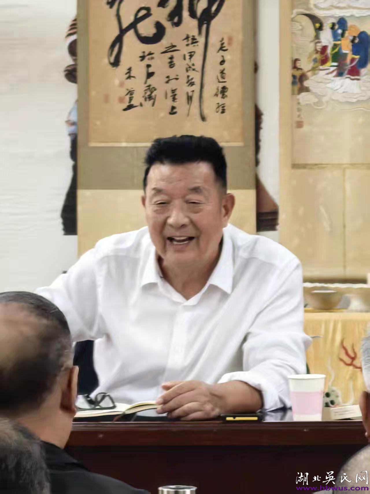 薪火永續(xù)   族運(yùn)昌隆——湖北吳氏慶余堂共商重陽祭祀與家族未來